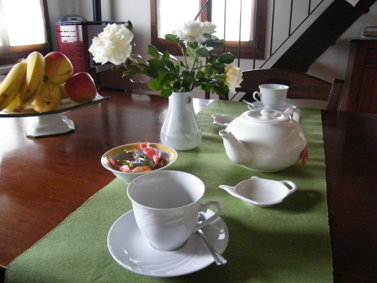 Il Nido Di Rondine Apartment โอแดร์โซ ภายนอก รูปภาพ
