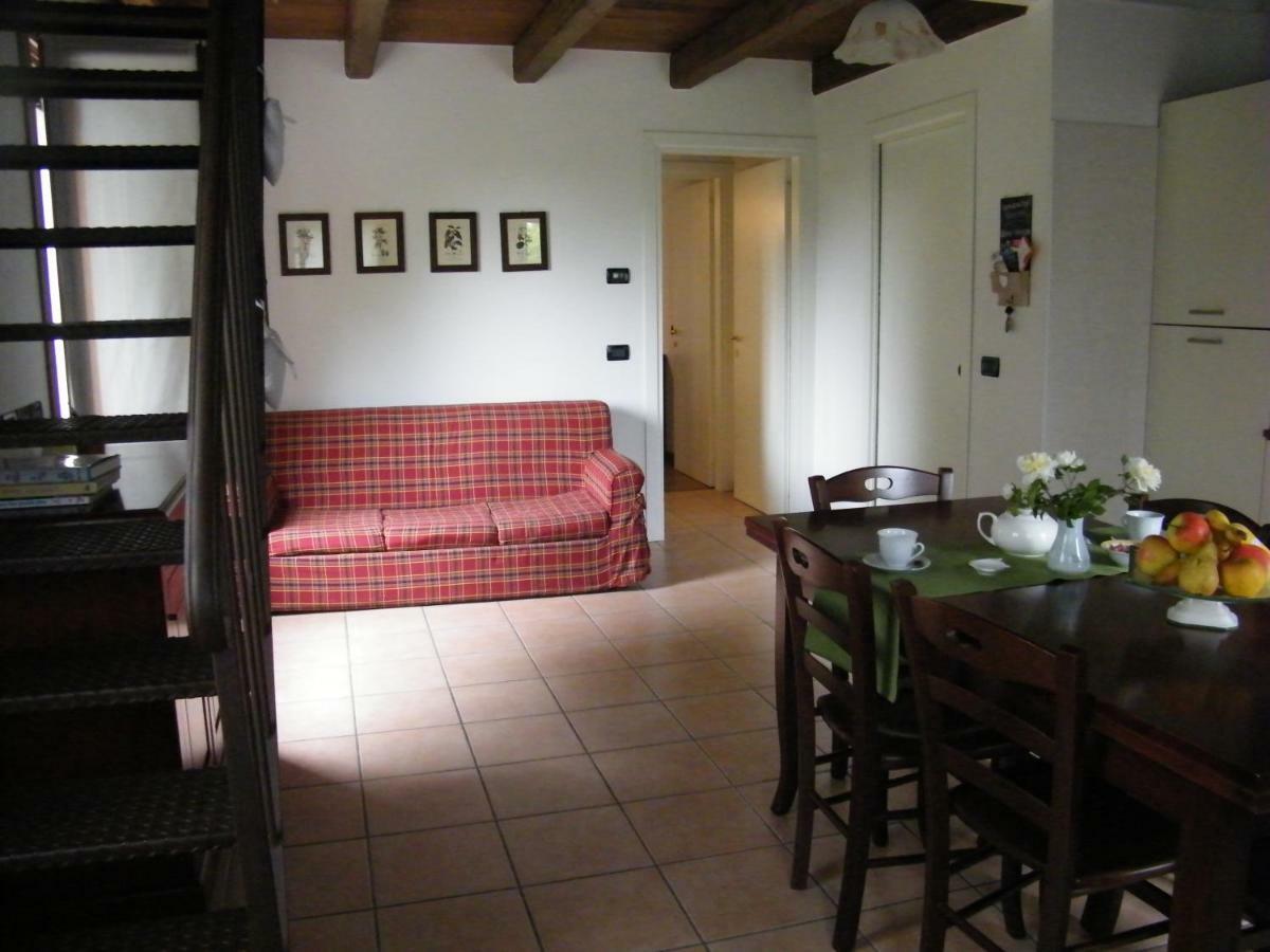 Il Nido Di Rondine Apartment โอแดร์โซ ภายนอก รูปภาพ